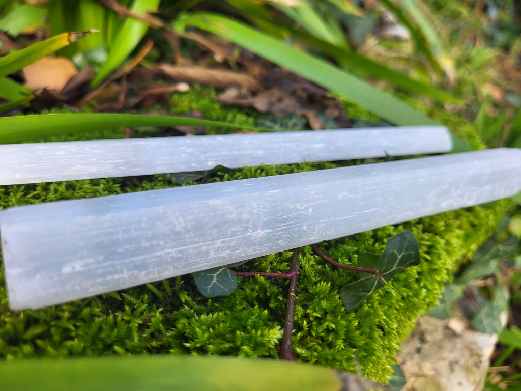 Bâton en sélénite brute, bâton de méditation, pierres brutes, minéraux et gemmes pour lithothérapie, collection et décoration