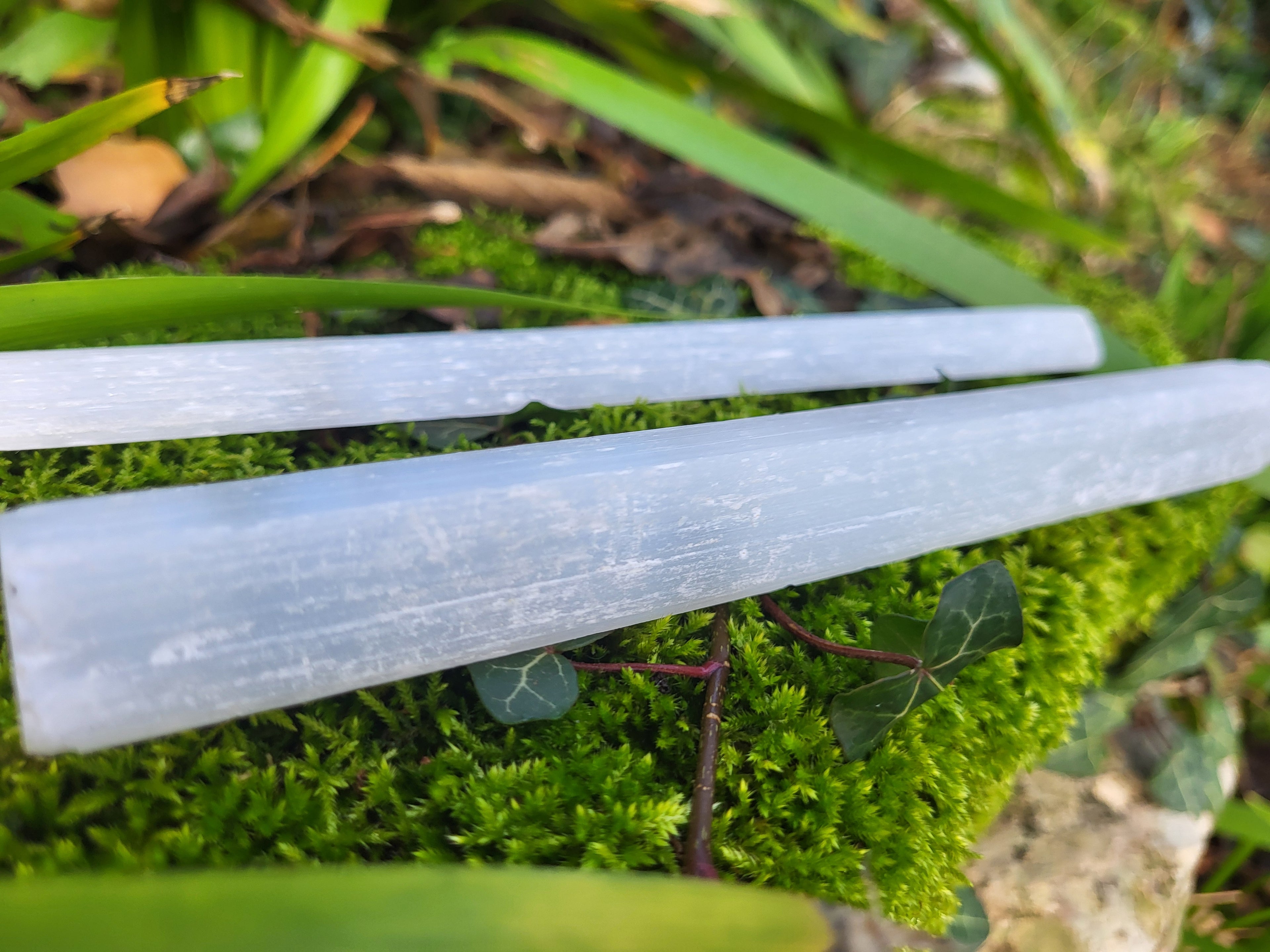 Bâton en sélénite brute, bâton de méditation, pierres brutes, minéraux et gemmes pour lithothérapie, collection et décoration