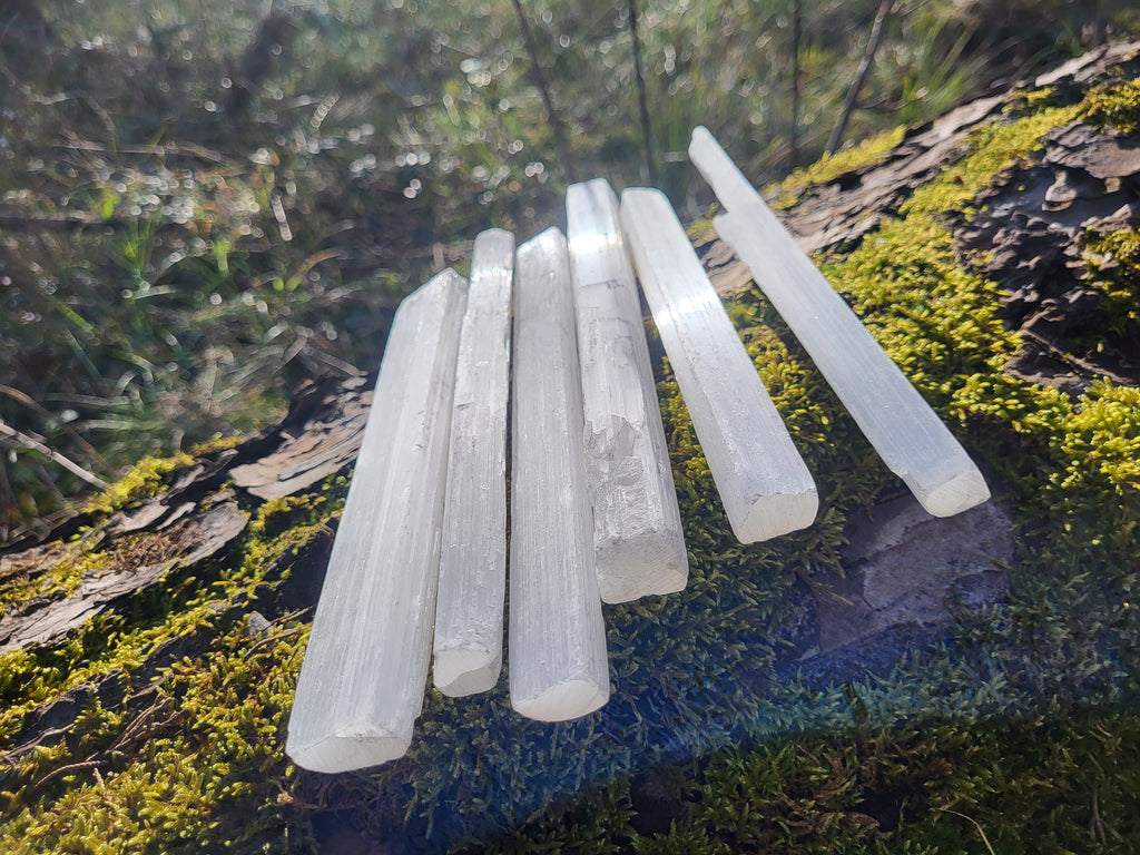 Bâton en sélénite brute, bâton de méditation, pierres brutes, minéraux et gemmes pour lithothérapie, collection et décoration