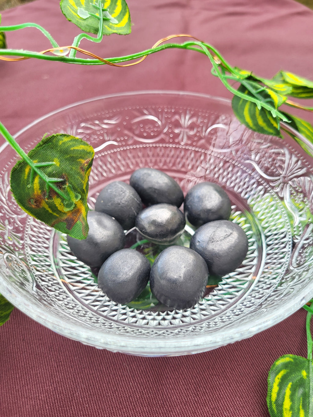 Pierre de shungite roulée, Pierre de protection contre les champs magnétique, cristaux de shungite naturelle.