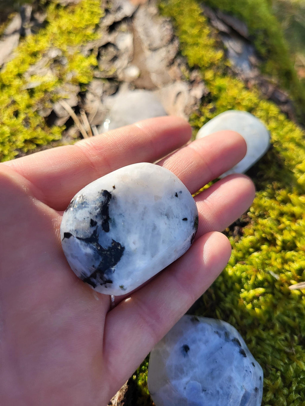 Pierre de Lune, 3ème œil, pierre de lune polie, pierre de lune naturelle, pierre de chakra du troisième œil, pierre de lune plate