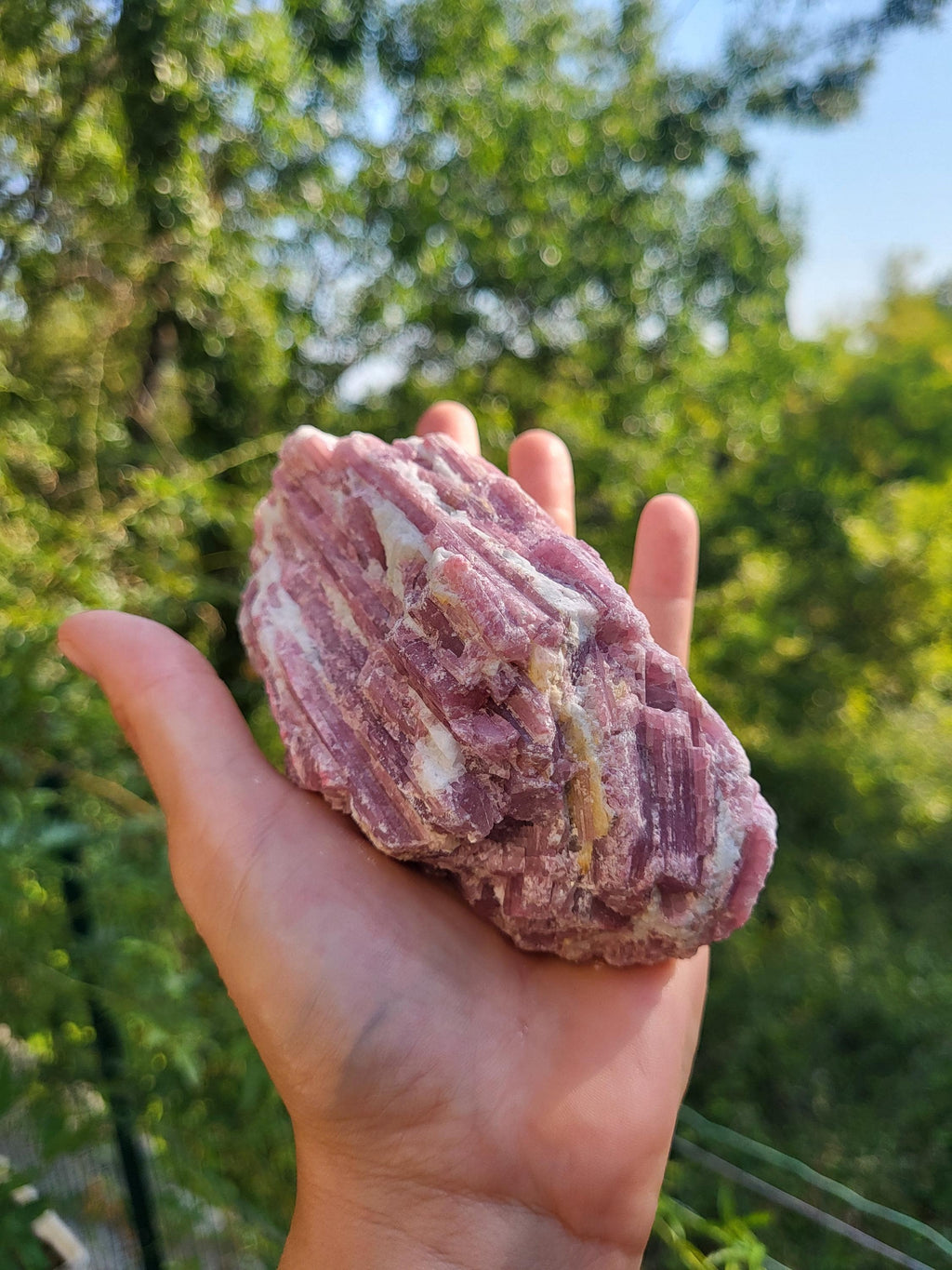 Tourmaline rose brute, pink tourmaline, tourmaline rose gemme, grande tourmaline, tourmaline vintage, tourmaline pastèque