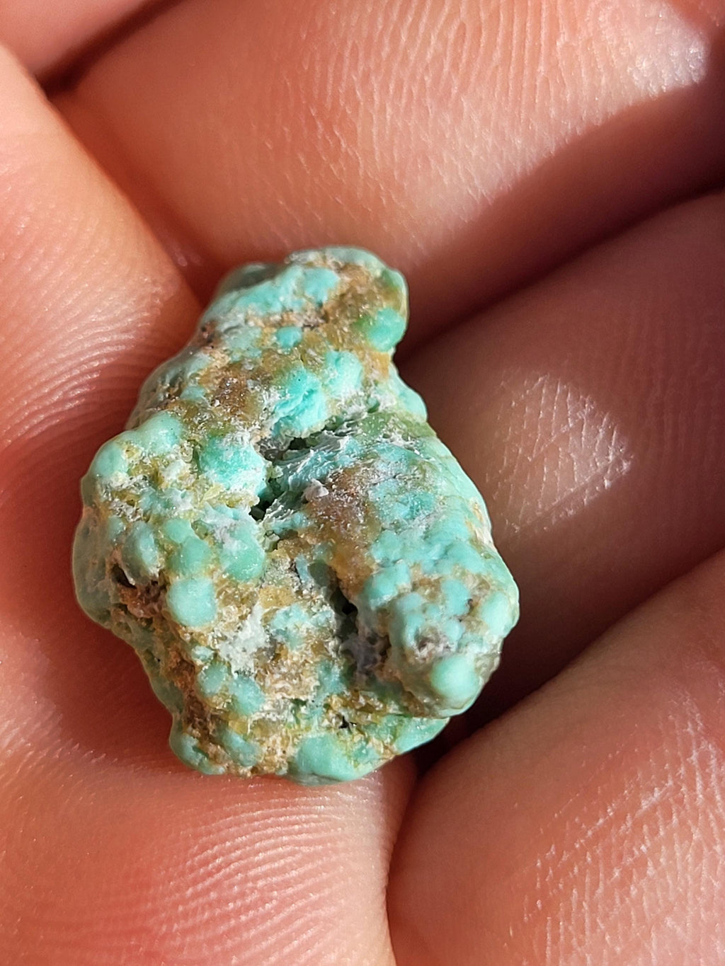 Pierre turquoise naturelle, pierre turquoise brute 10, 15, ou 20 carats, pierre naturelle non stabilisée, non traitée et non colorée.