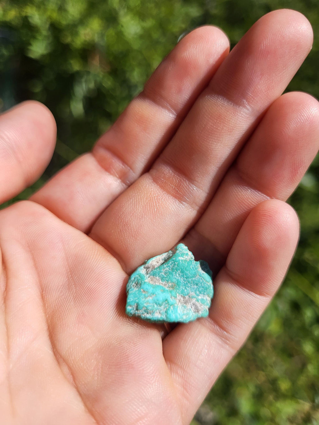 Pierre turquoise naturelle, pierre turquoise brute 10, 15, ou 20 carats, pierre naturelle non stabilisée, non traitée et non colorée.