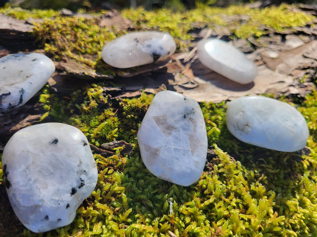 Pierre de Lune, 3ème œil, pierre de lune polie, pierre de lune naturelle, pierre de chakra du troisième œil, pierre de lune plate