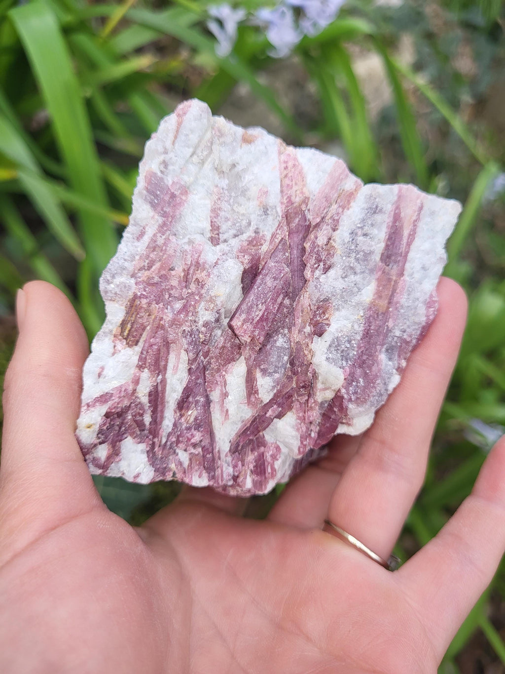 Tourmaline rose brute, pink tourmaline, tourmaline rose gemme, grande tourmaline, tourmaline vintage, tourmaline pastèque